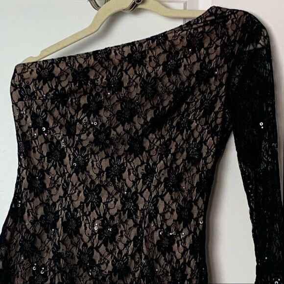 Twenty One black lace one-sleeved dress with sheer lace sleeve and tan liner - Picture 8 of 8